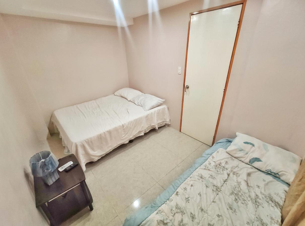 Two Story 87 Sqm Fully Air-Conditioned House In Babag 2, マクタン エクステリア 写真